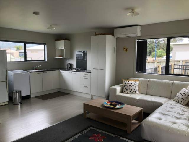 Villa Whitianga Kiwi Bach Exterior foto