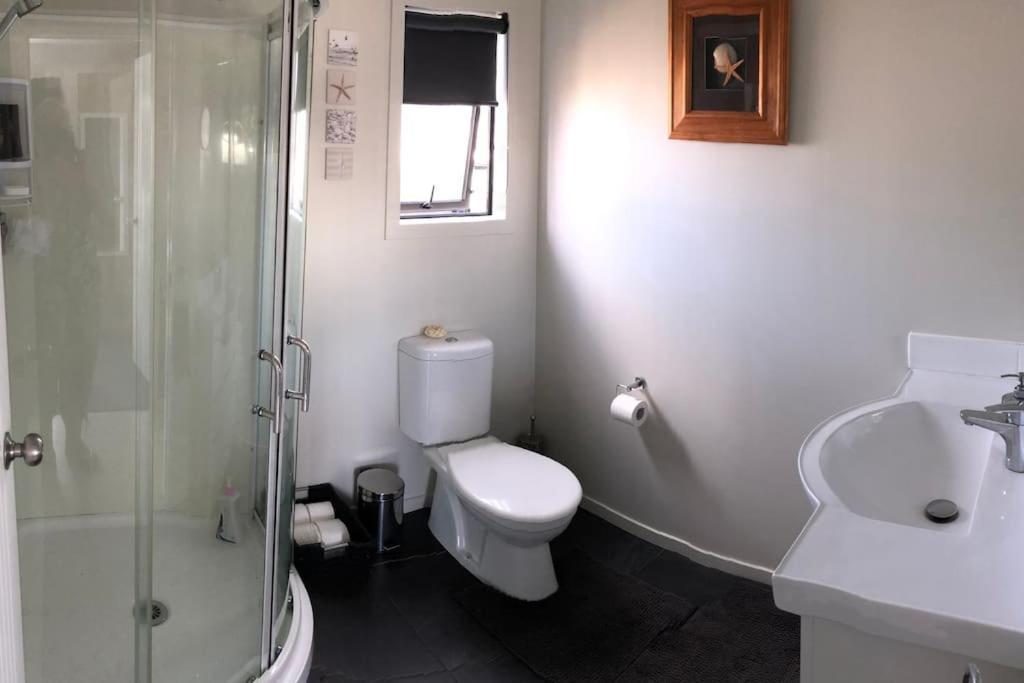 Villa Whitianga Kiwi Bach Exterior foto