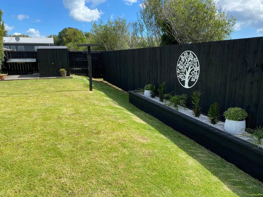 Villa Whitianga Kiwi Bach Exterior foto
