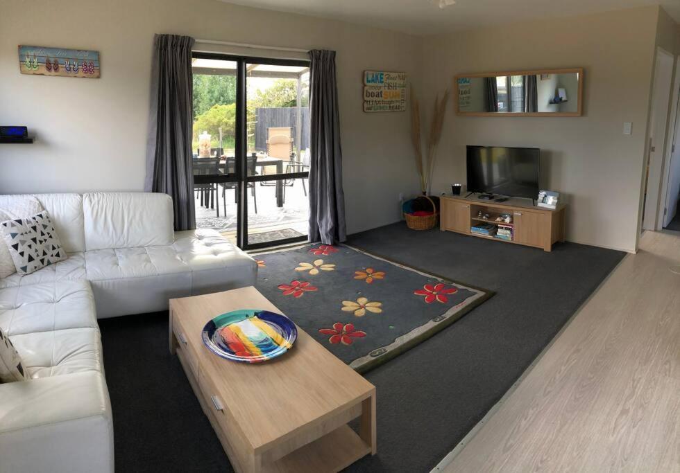 Villa Whitianga Kiwi Bach Exterior foto